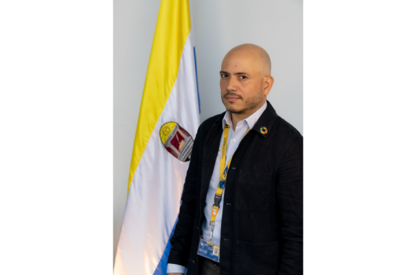 Post de Instagram Frase Motivacional Gimnasio Moderno Azul 600 x 400 px4